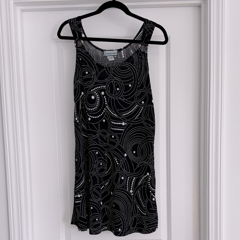 Black and White Patterned Swimsuit Coverup